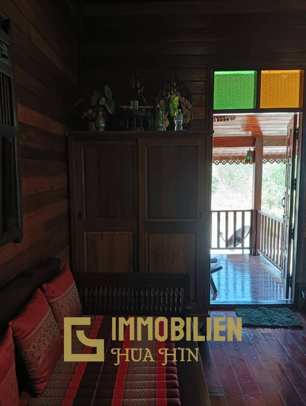 ชะอำ: รีสอร์ทสไตล์ไทย บ้านหลังใหญ่ 1 หลัง และบ้านหลังเล็ก 21 หลัง รวม 30 เตียง