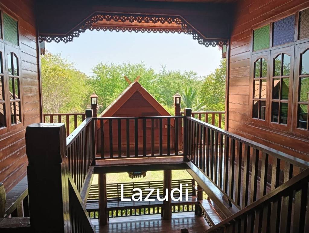 CHA AM: THAI STYLE RESORT, 1 big and 21 small houses, 30 Bed