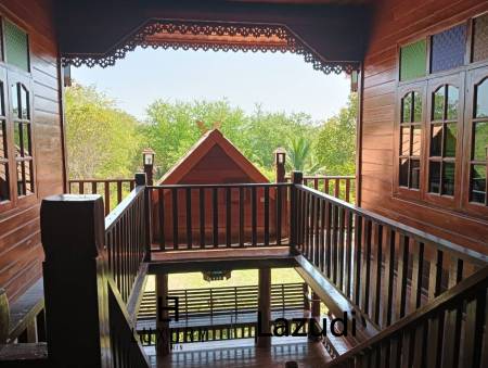 44,800 Kvm 30 Seng Hotell for Salg