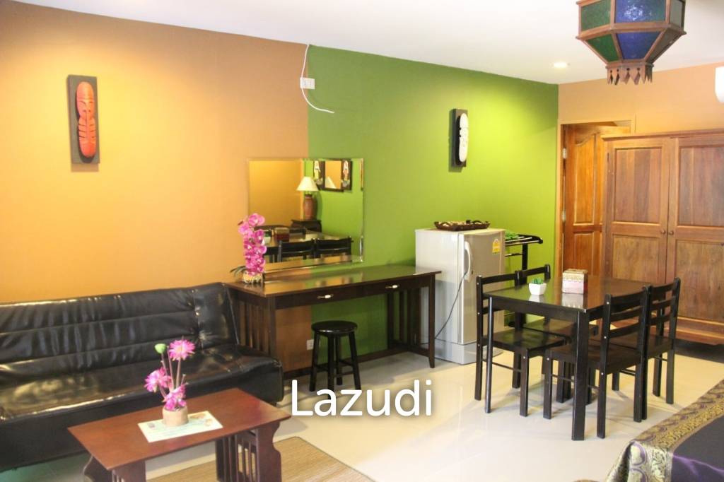 CHA AM: THAI STYLE RESORT, 1 big and 21 small houses, 30 Bed