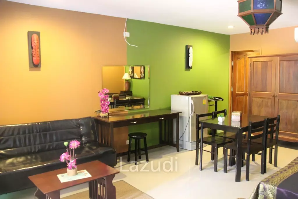 CHA AM: THAI STYLE RESORT, 1 big and 21 small houses, 30 Bed