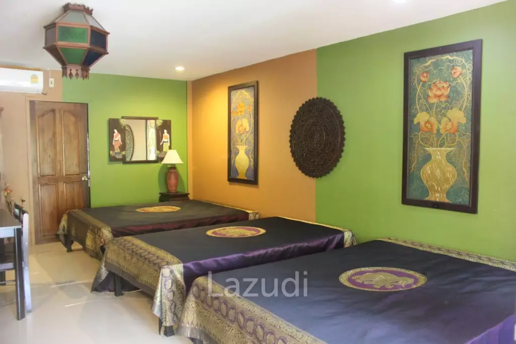 CHA AM: THAI STYLE RESORT, 1 big and 21 small houses, 30 Bed