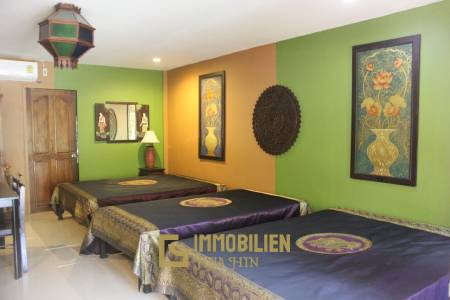 ชะอำ: รีสอร์ทสไตล์ไทย บ้านหลังใหญ่ 1 หลัง และบ้านหลังเล็ก 21 หลัง รวม 30 เตียง