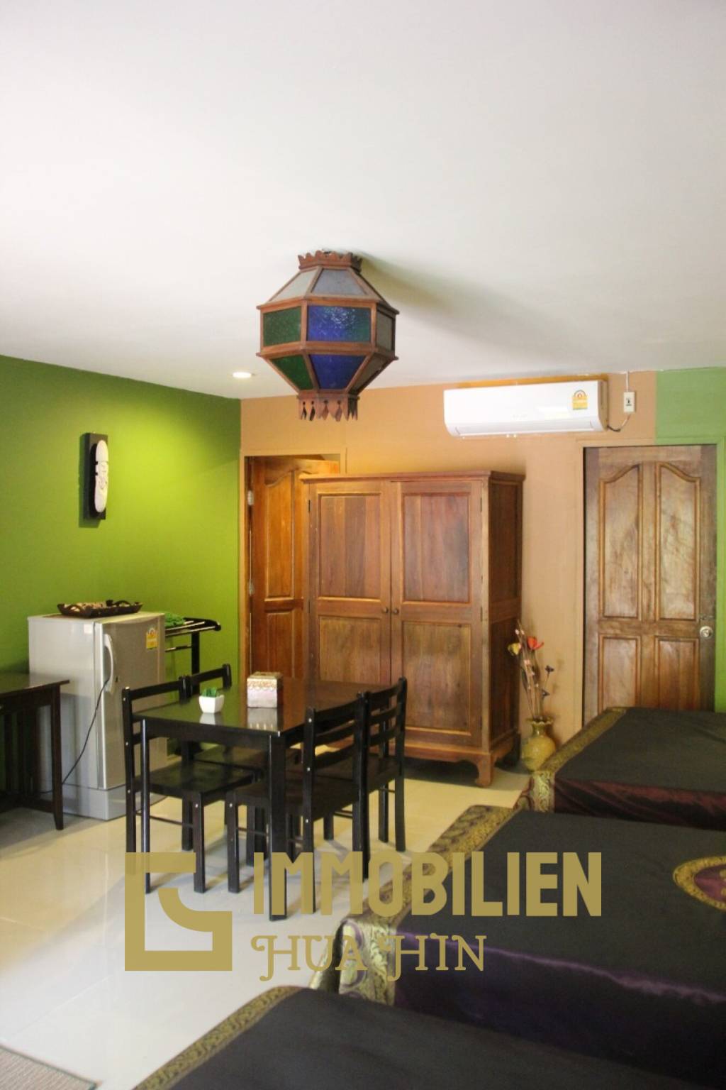 ชะอำ: รีสอร์ทสไตล์ไทย บ้านหลังใหญ่ 1 หลัง และบ้านหลังเล็ก 21 หลัง รวม 30 เตียง