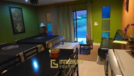 ชะอำ: รีสอร์ทสไตล์ไทย บ้านหลังใหญ่ 1 หลัง และบ้านหลังเล็ก 21 หลัง รวม 30 เตียง