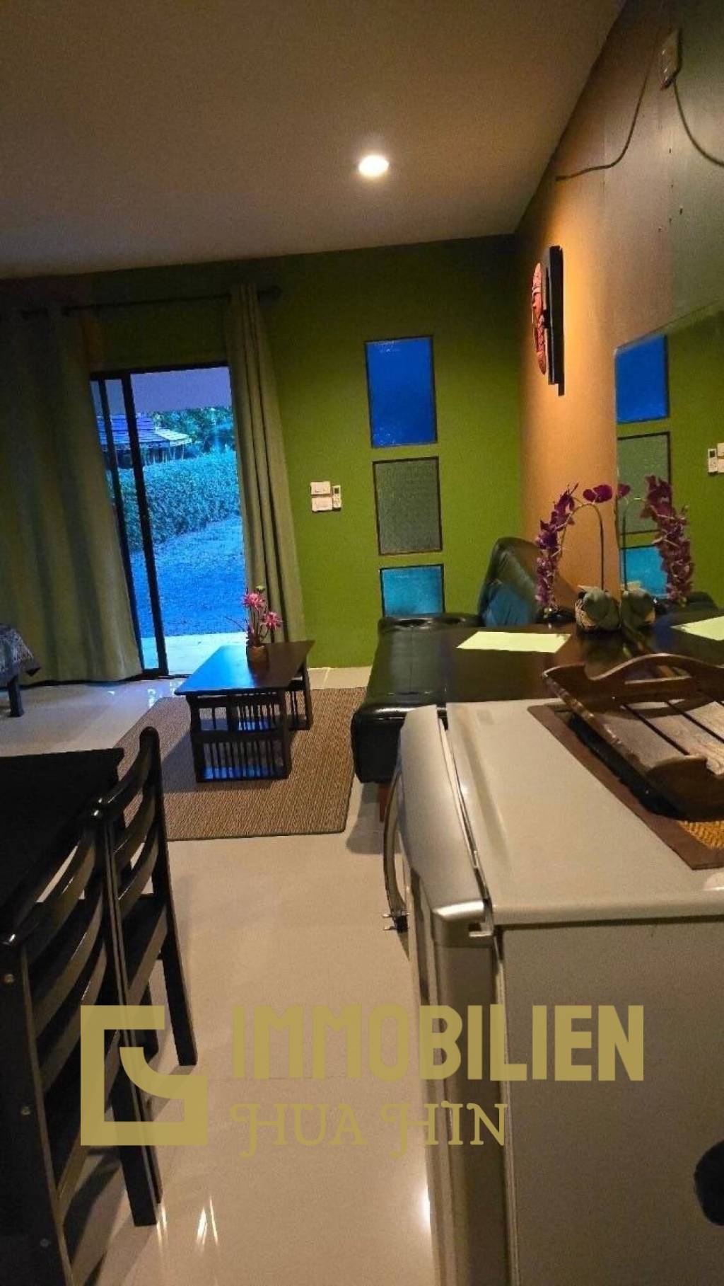 ชะอำ: รีสอร์ทสไตล์ไทย บ้านหลังใหญ่ 1 หลัง และบ้านหลังเล็ก 21 หลัง รวม 30 เตียง