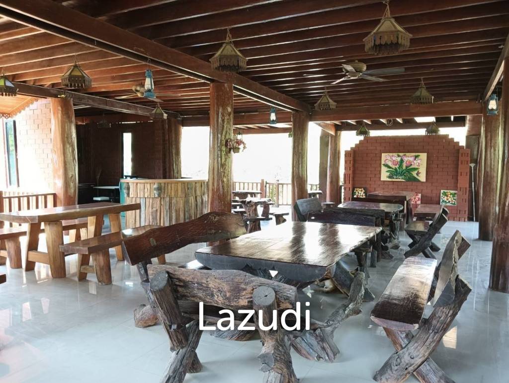 CHA AM: THAI STYLE RESORT, 1 big and 21 small houses, 30 Bed