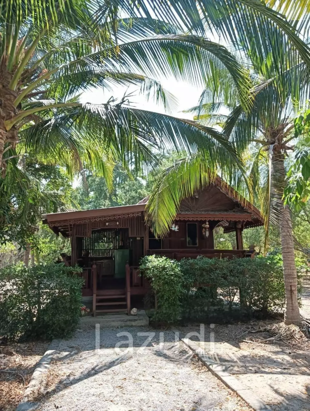 CHA AM: THAI STYLE RESORT, 1 big and 21 small houses, 30 Bed