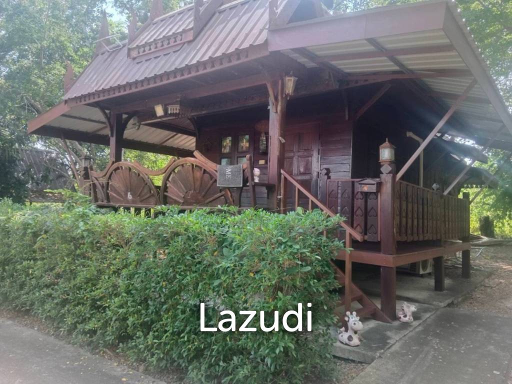 CHA AM: THAI STYLE RESORT, 1 big and 21 small houses, 30 Bed