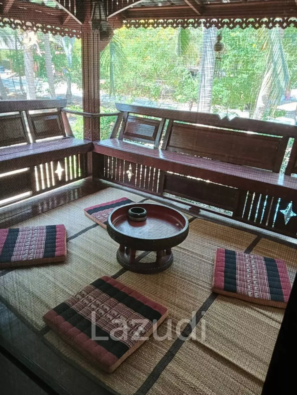 CHA AM: THAI STYLE RESORT, 1 big and 21 small houses, 30 Bed