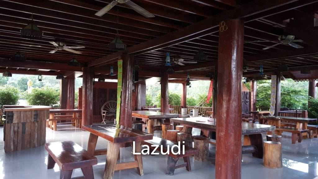 CHA AM: THAI STYLE RESORT, 1 big and 21 small houses, 30 Bed
