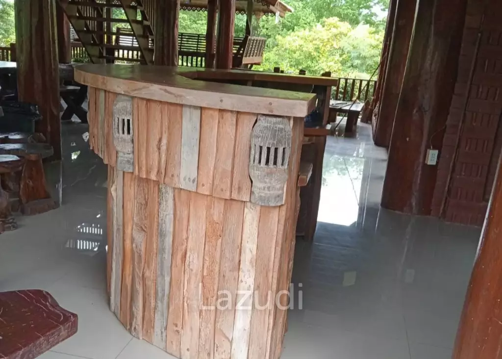 CHA AM: THAI STYLE RESORT, 1 big and 21 small houses, 30 Bed
