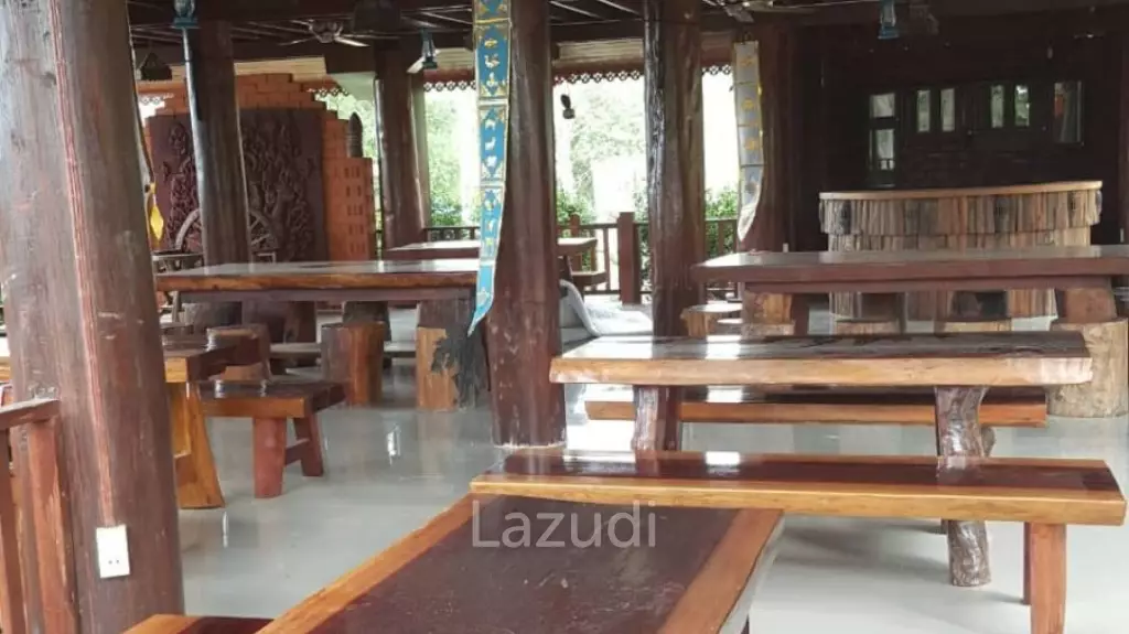 CHA AM: THAI STYLE RESORT, 1 big and 21 small houses, 30 Bed