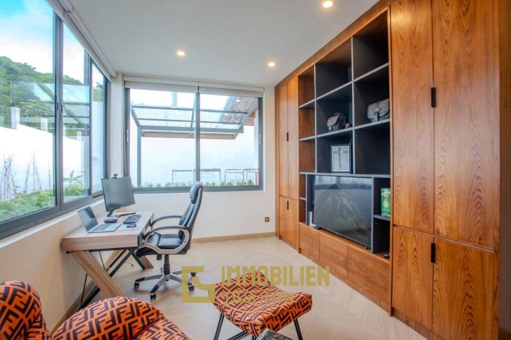 Роскошная вилла недалеко от города