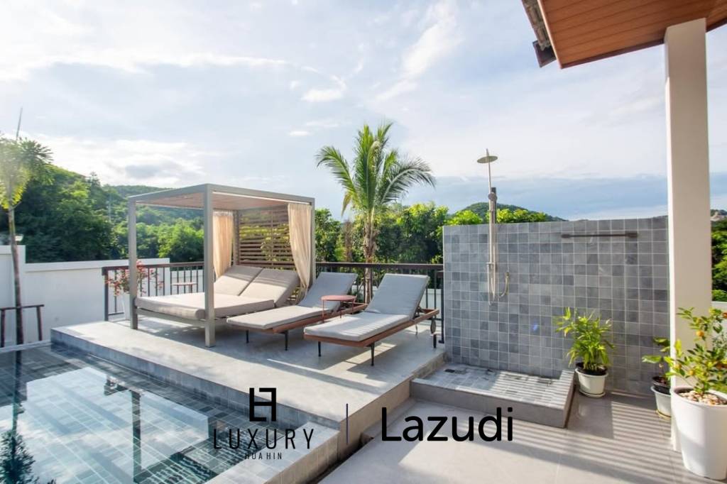 Luxury Villa Close to Everything!