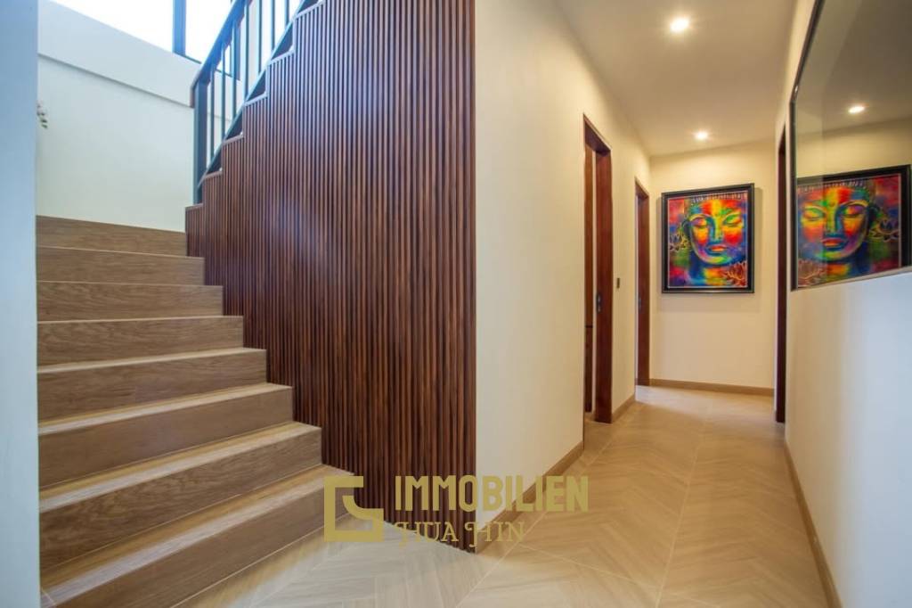 Роскошная вилла недалеко от города