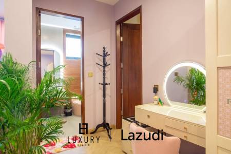 Luxury Villa Close to Everything!