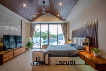 Luxury Villa Close to Everything!