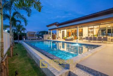 วิลล่าหรู 5 ห้องนอน พร้อมสระว่ายน้ำกลางแจ้งที่หัวหิน