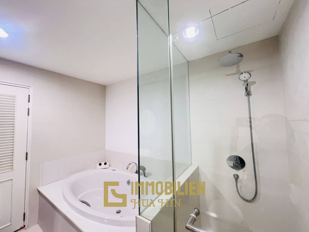 Geräumige 2-Schlafzimmer-Wohnung im Malibu Khao Tao