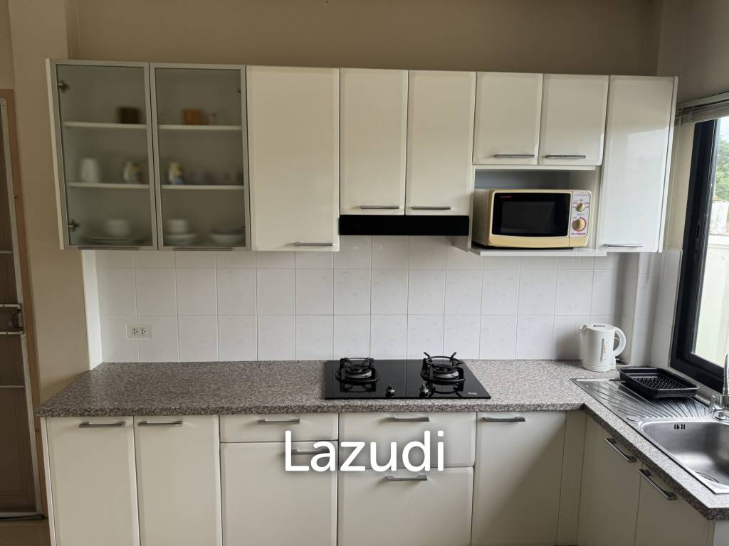 SOI 102: 3 Bedroom house, common pool, cover parking