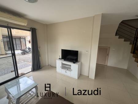 SOI 102: 3 Bedroom house, common pool, cover parking