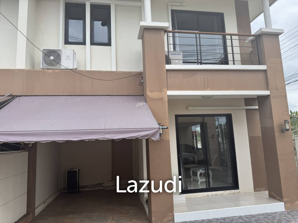 SOI 102: 3 Bedroom house, common pool, cover parking