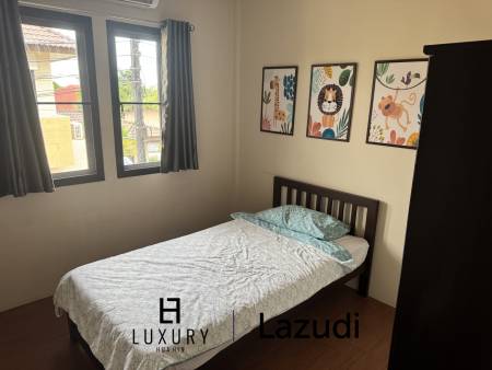 SOI 102: 3 Bedroom house, common pool, cover parking