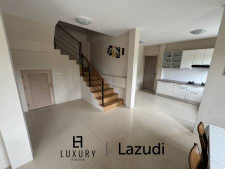 SOI 102: 3 Bedroom house, common pool, cover parking