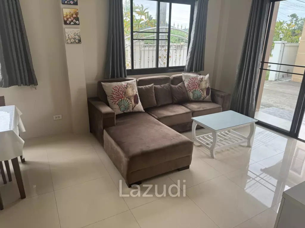SOI 102: 3 Bedroom house, common pool, cover parking