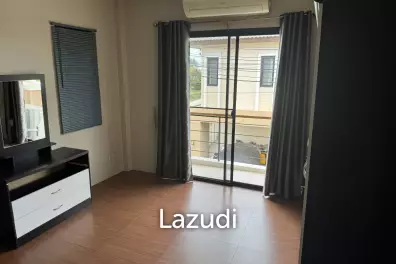 SOI 102: 3 Bedroom house, common pool, cover parking
