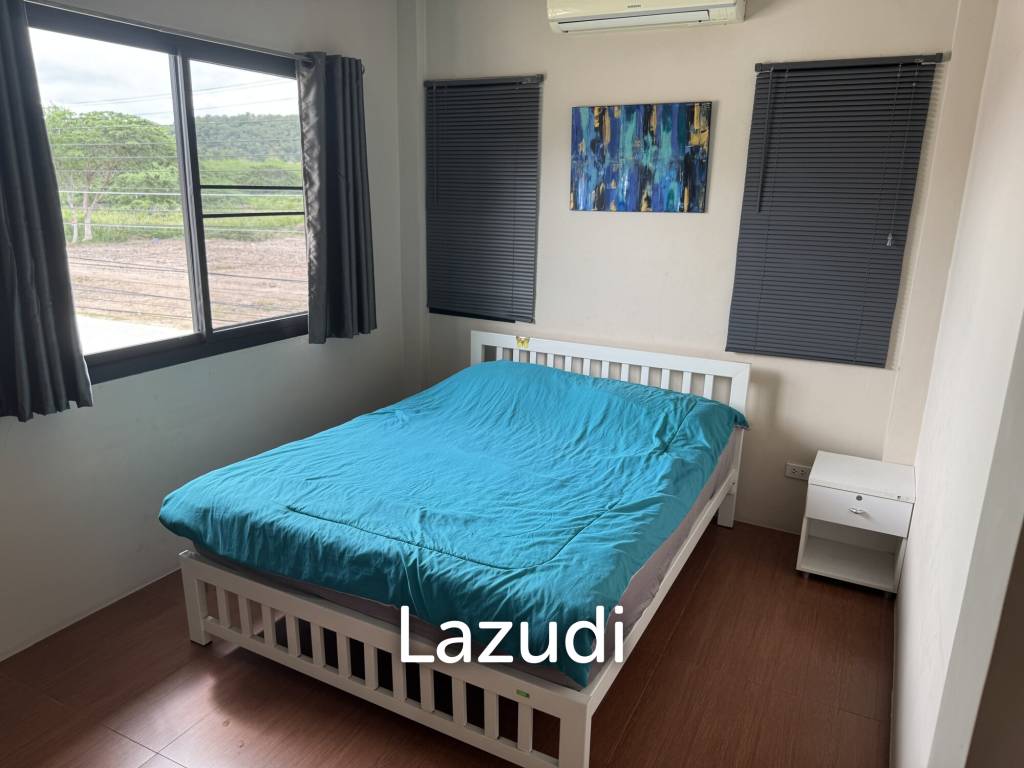 SOI 102: 3 Bedroom house, common pool, cover parking