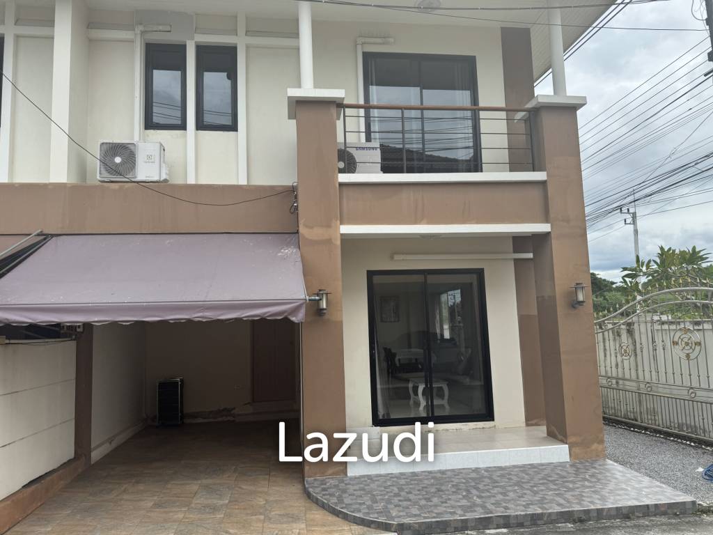 SOI 102: 3 Bedroom house, common pool, cover parking