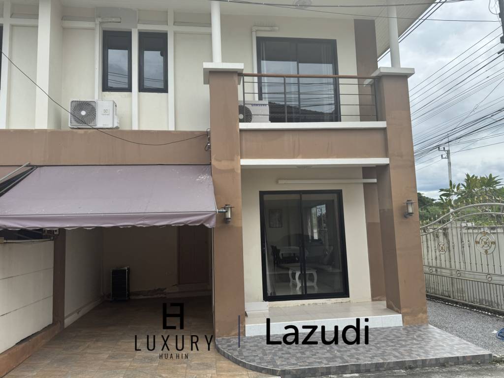 SOI 102: 3 Bedroom house, common pool, cover parking