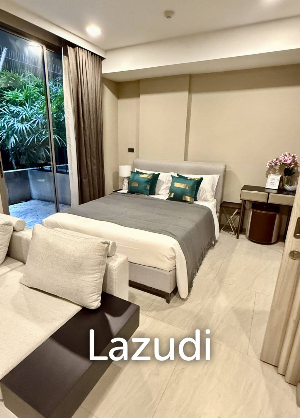 1 Bed 1 Bath 37 SQ.M FYNN Sukhumvit 31