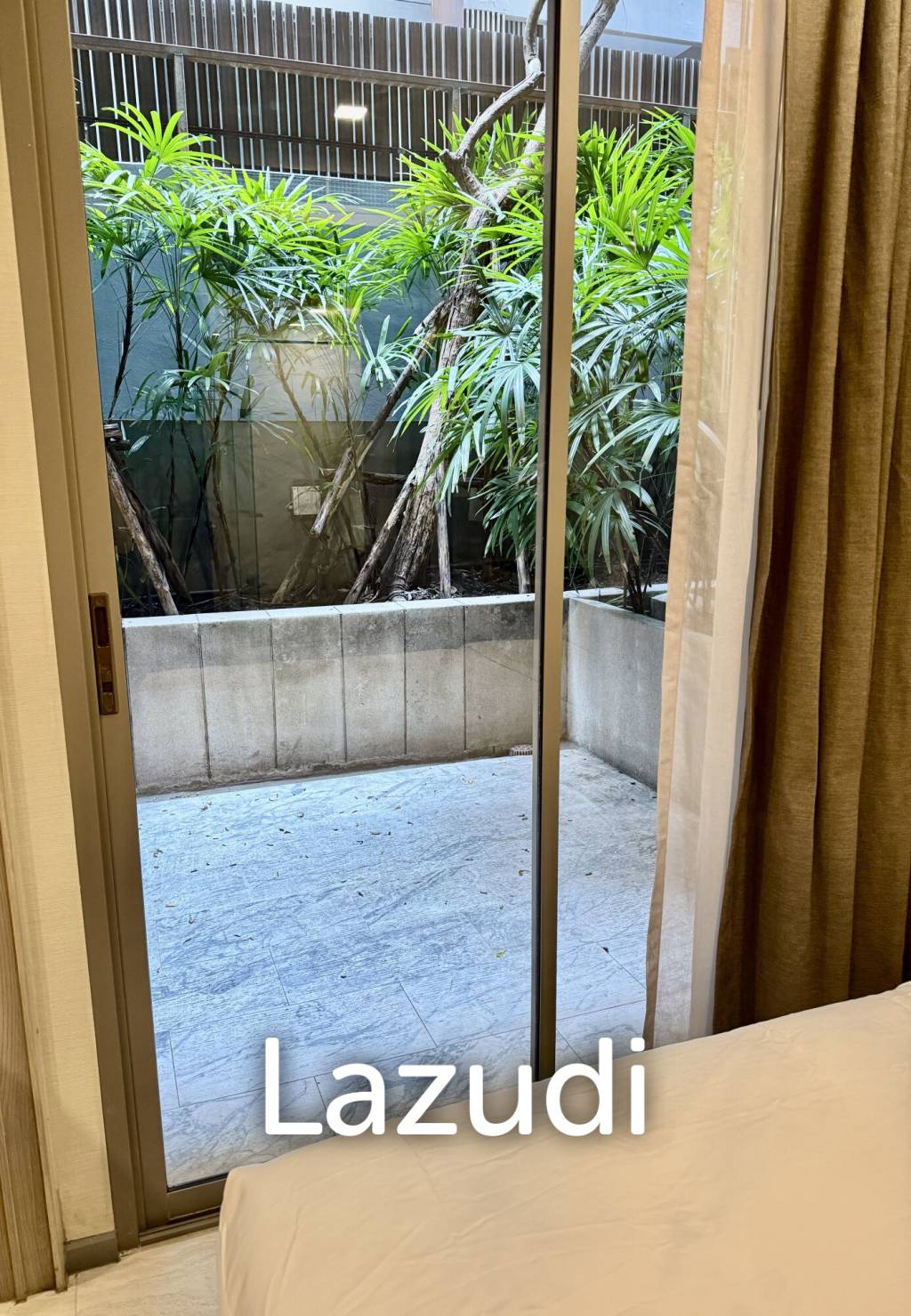 1 Bed 1 Bath 37 SQ.M FYNN Sukhumvit 31