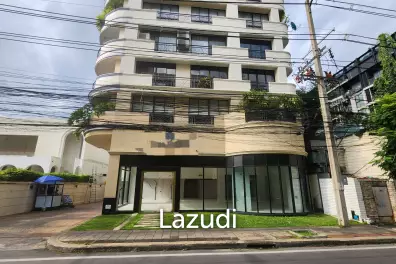 184SQM Retail Space with High Ceilings in Phrom Phong Soi 39 Resident Building– Perfect for Spa, Retail or Restaurant
