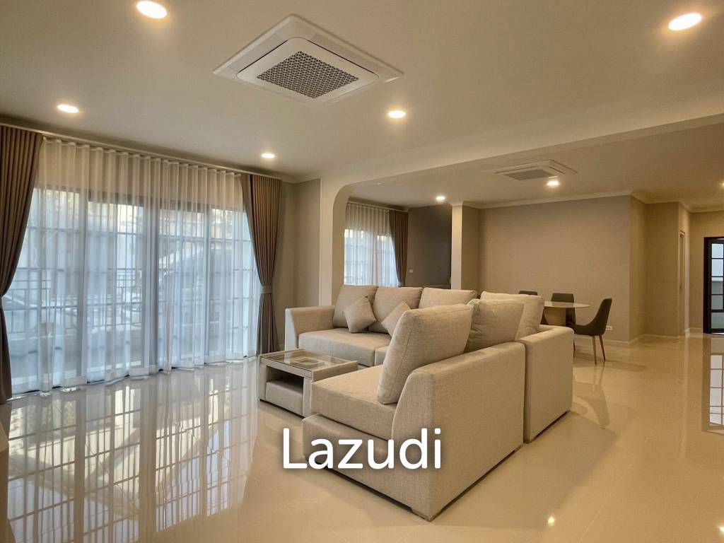 4 Bedroom 5 Bathroom Centro Bangna