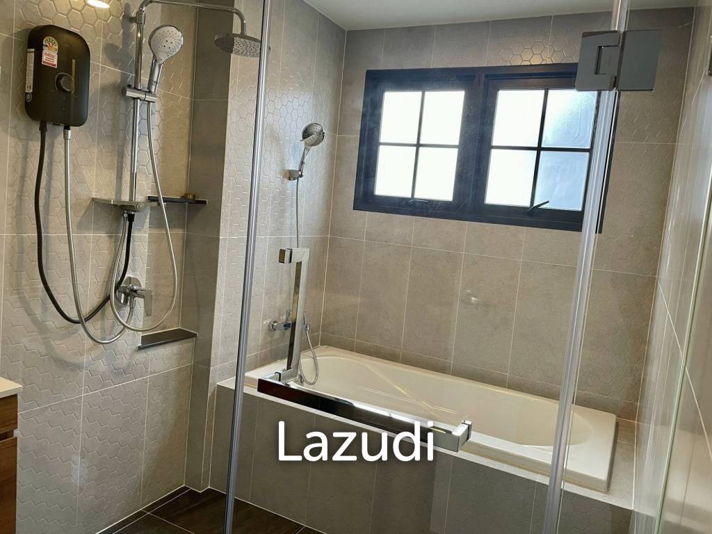 4 Bedroom 5 Bathroom Centro Bangna