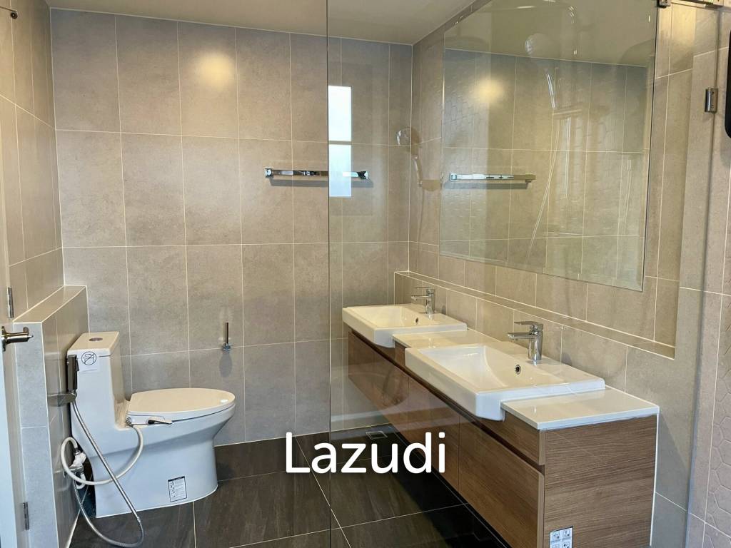 4 Bedroom 5 Bathroom Centro Bangna