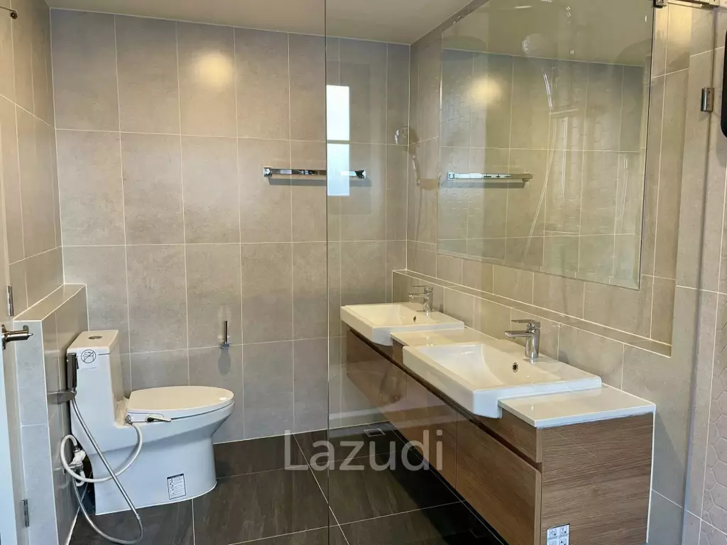 4 Bedroom 5 Bathroom Centro Bangna