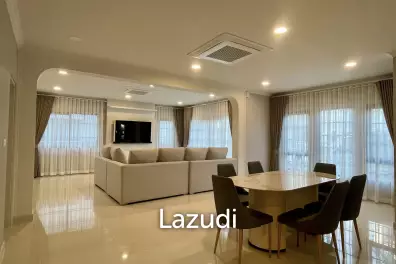 4 Bedroom 5 Bathroom Centro Bangna