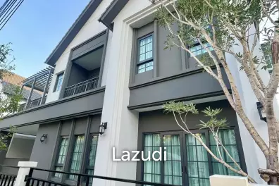 4 Bedroom 5 Bathroom Centro Bangna