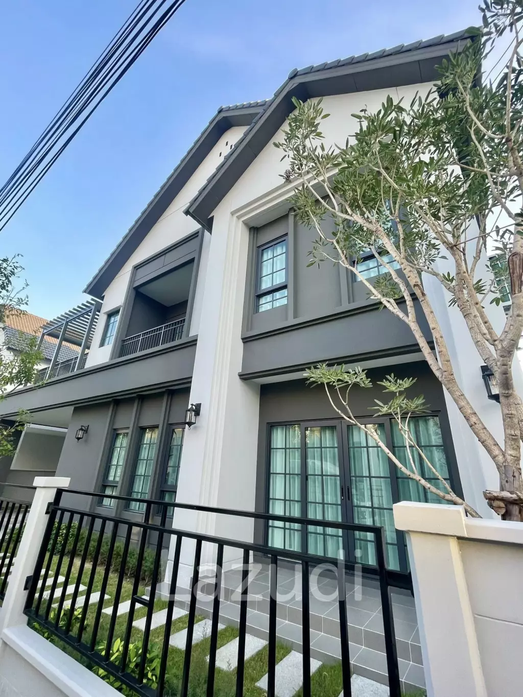 4 Bedroom 5 Bathroom Centro Bangna
