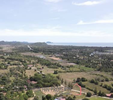 DOLPHIN BAY : 8 rai of prime land with great views