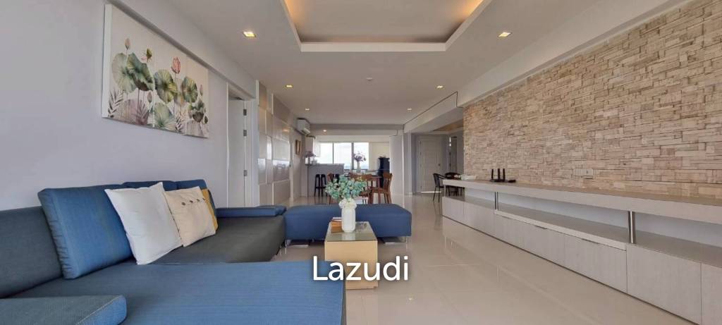 3 Bed 3 Bath 188 SQ.M. Sunshine Beach Condotel