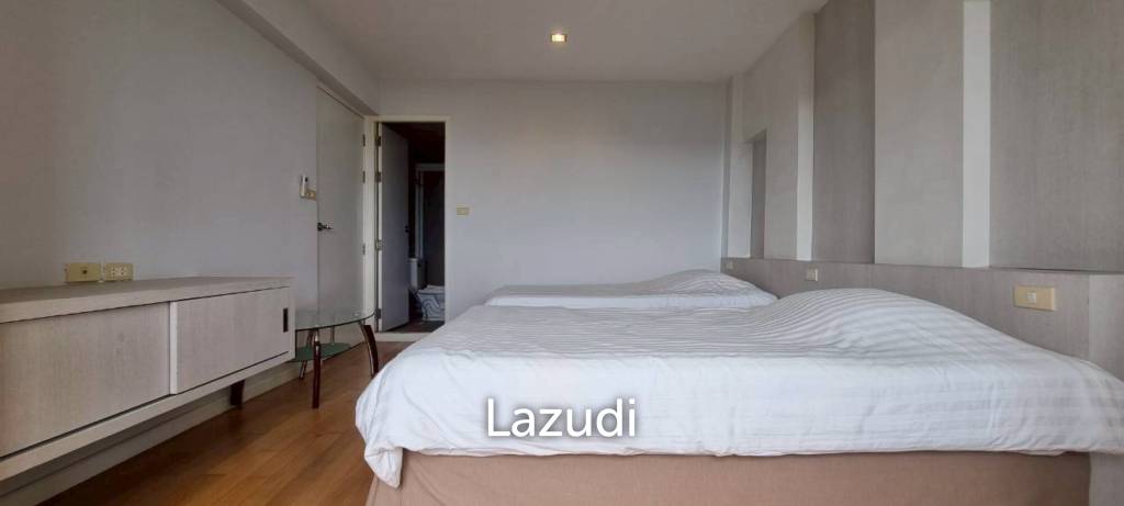 3 Bed 3 Bath 188 SQ.M. Sunshine Beach Condotel
