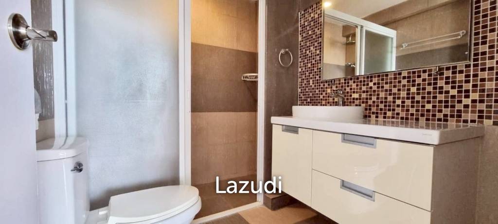 3 Bed 3 Bath 188 SQ.M. Sunshine Beach Condotel