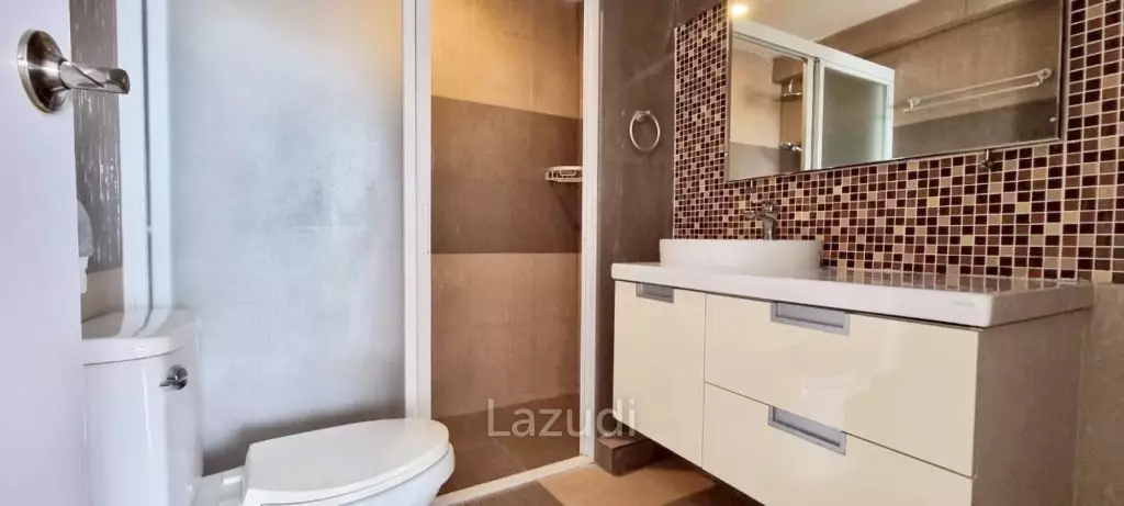 3 Bed 3 Bath 188 SQ.M. Sunshine Beach Condotel