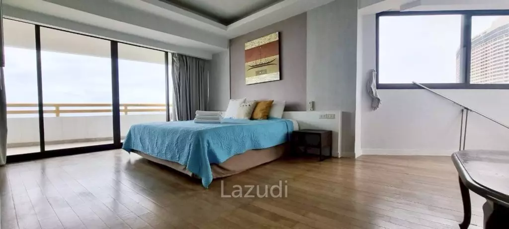 3 Bed 3 Bath 188 SQ.M. Sunshine Beach Condotel